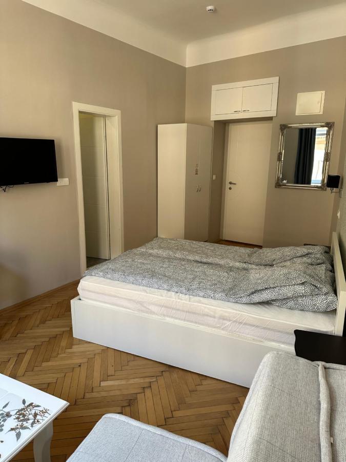 Nice 5 Apartments SJJ Esterno foto
