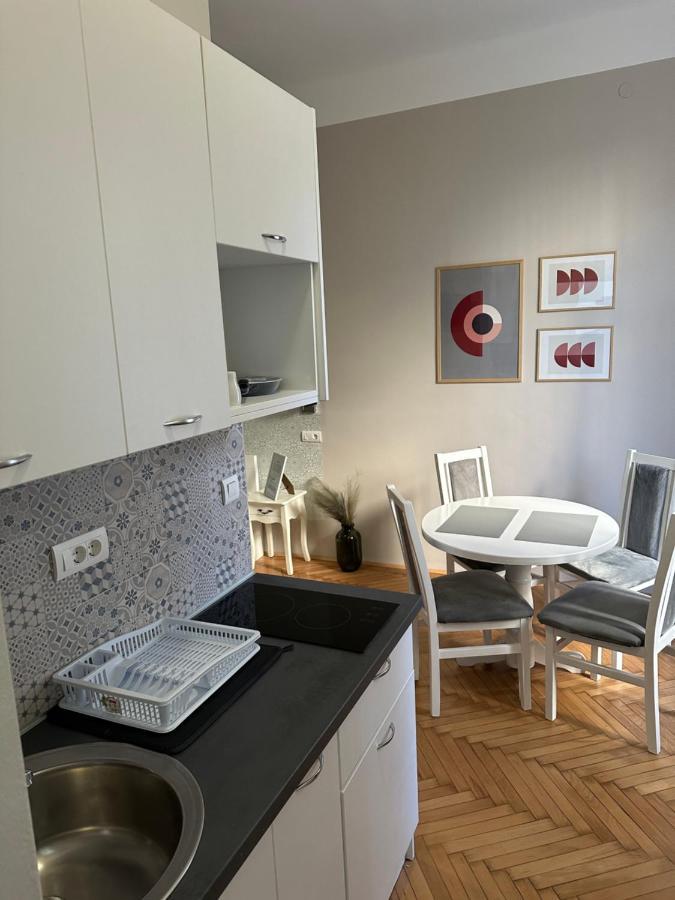 Nice 5 Apartments SJJ Esterno foto