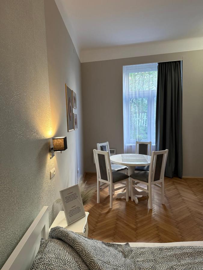Nice 5 Apartments SJJ Esterno foto