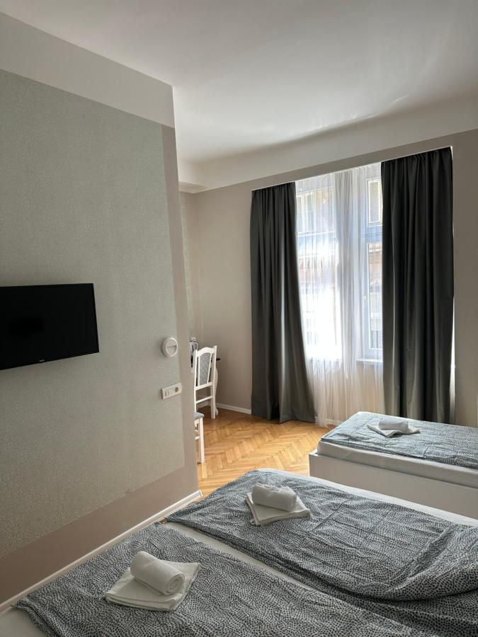 Nice 5 Apartments SJJ Esterno foto